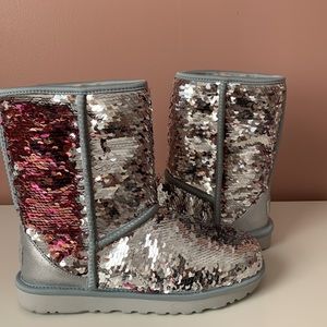 UGG Womens Classic Short Sequin Sparkles Boots Silver Pink Reversible